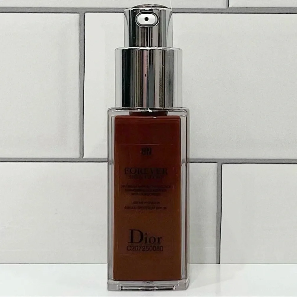 Dior 8N Neutral Dark Forever Skin Glow Foundation .67oz